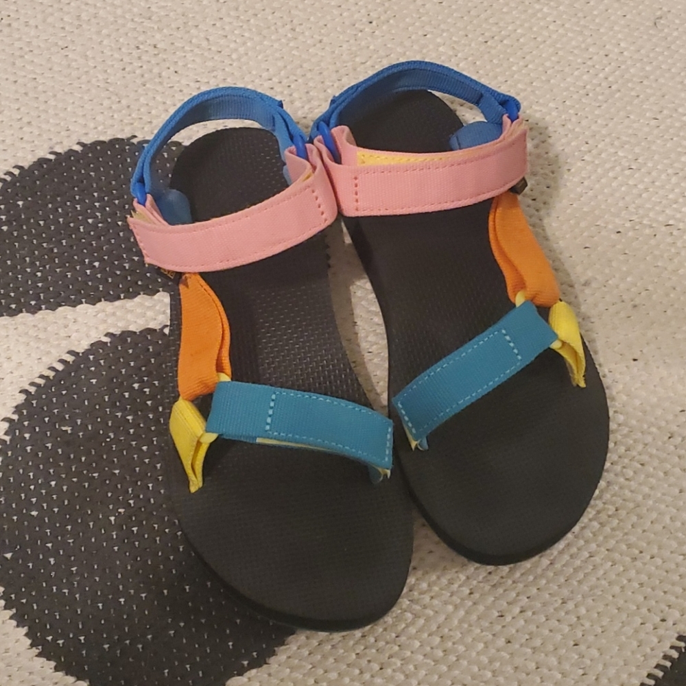 Teva 90s color sandals
